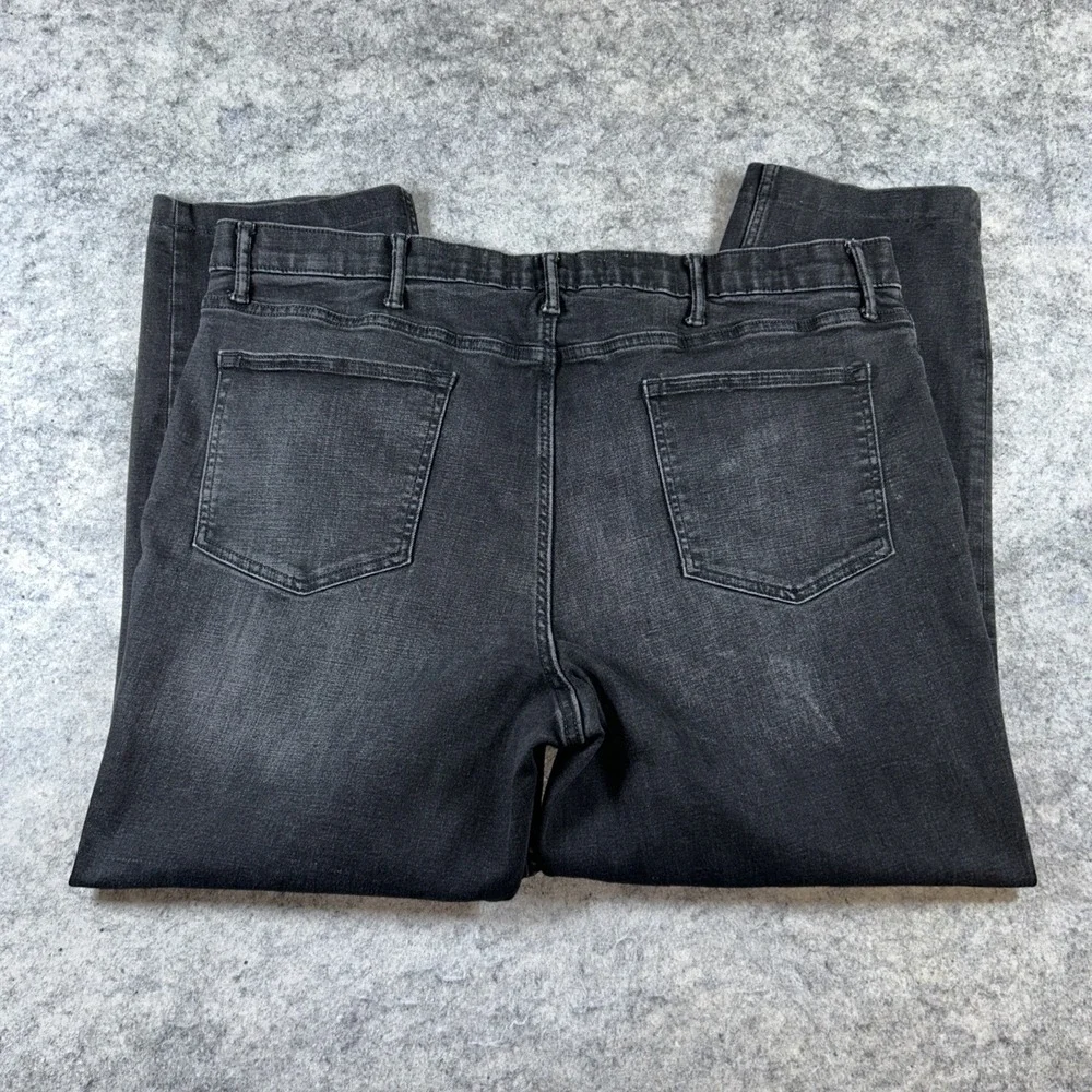 Old Navy Athletic Taper Jeans Men's 44X34 Black Distressed Look Built-In‎ Flex